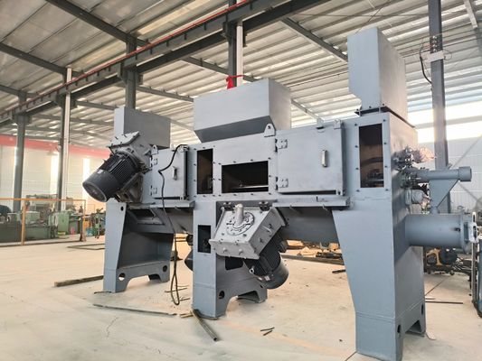 Doppelpositioner Dreh- und Umschlagstürschneider mit Rostreinigungsanlage